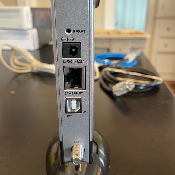 Cable Modem - Picture 7 of 7